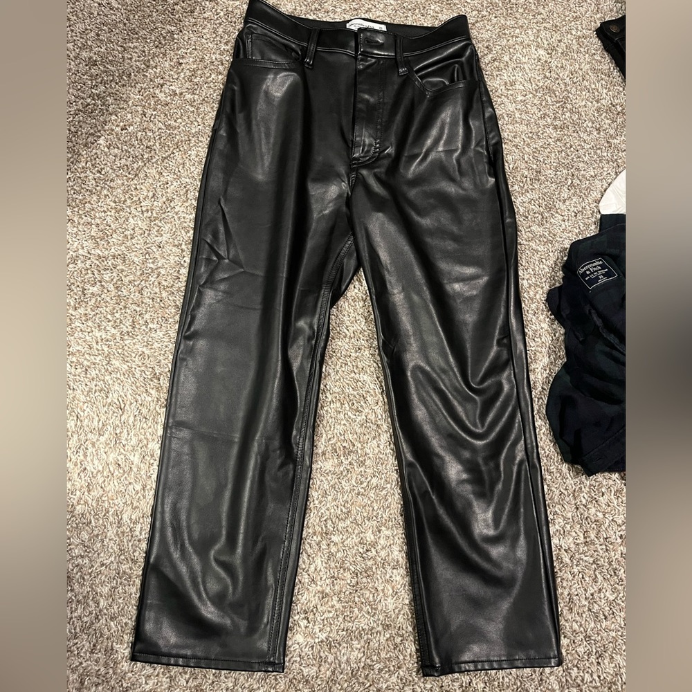 Abercrombie & Fitch The Ankle Straight Ultra High Rise